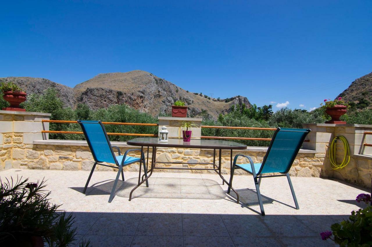 Mansion Rokka Villa Kíssamos Eksteriør bilde